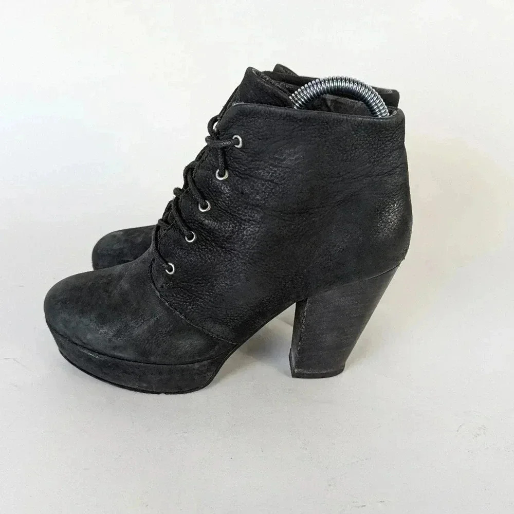 Steve Madden Raspy Black Suede Chunky Ankle Boots -  8.5